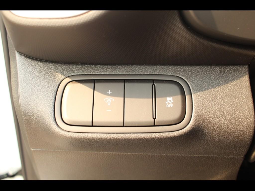 new 2025 Hyundai Venue car, priced at $22,817