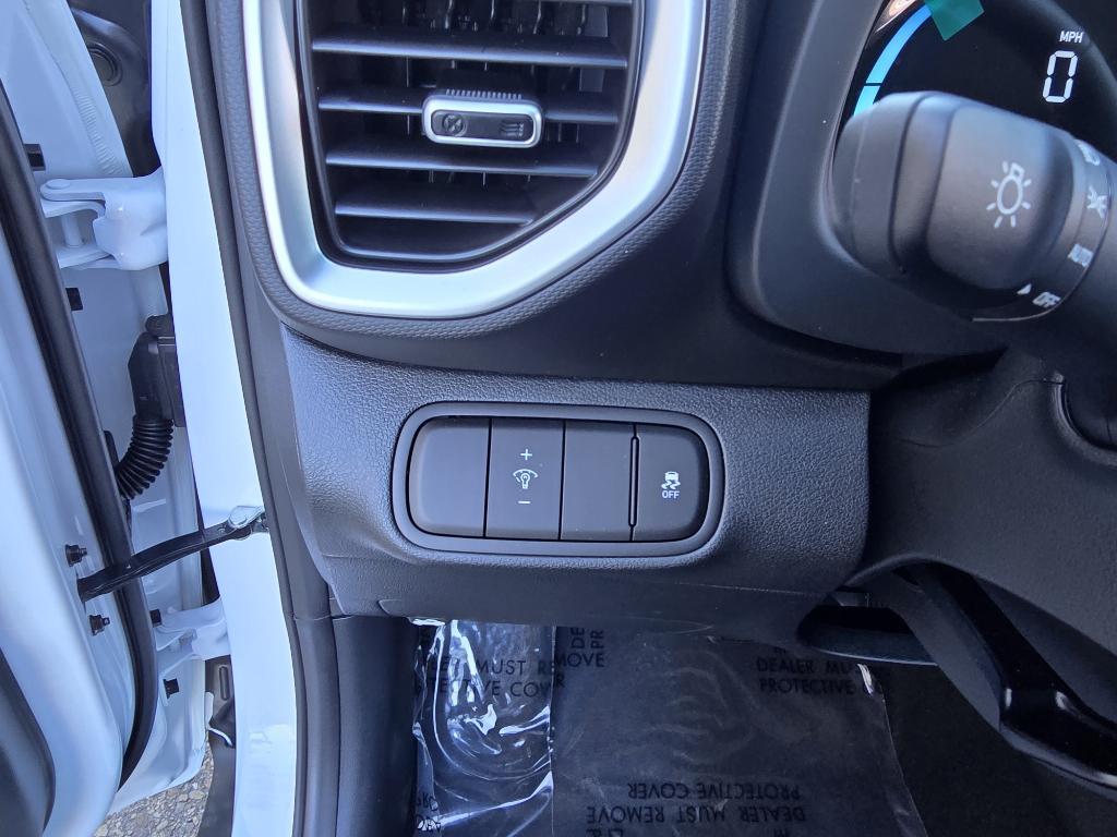 new 2025 Hyundai Venue car, priced at $22,732