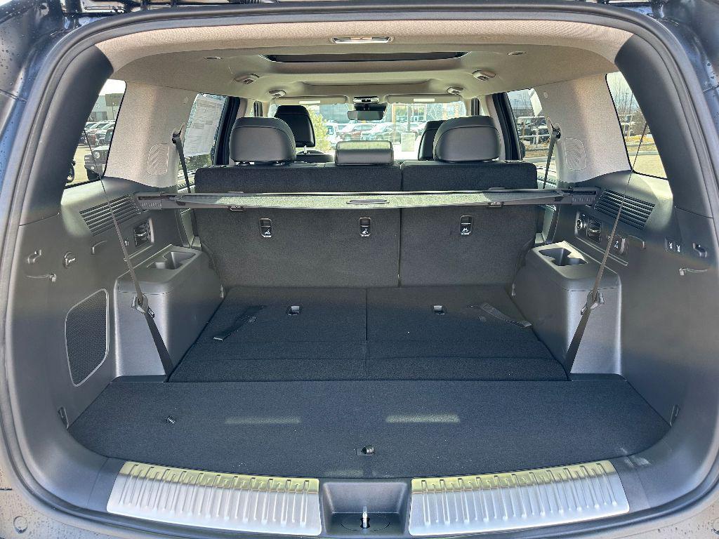 new 2025 Hyundai Santa Fe car, priced at $43,992