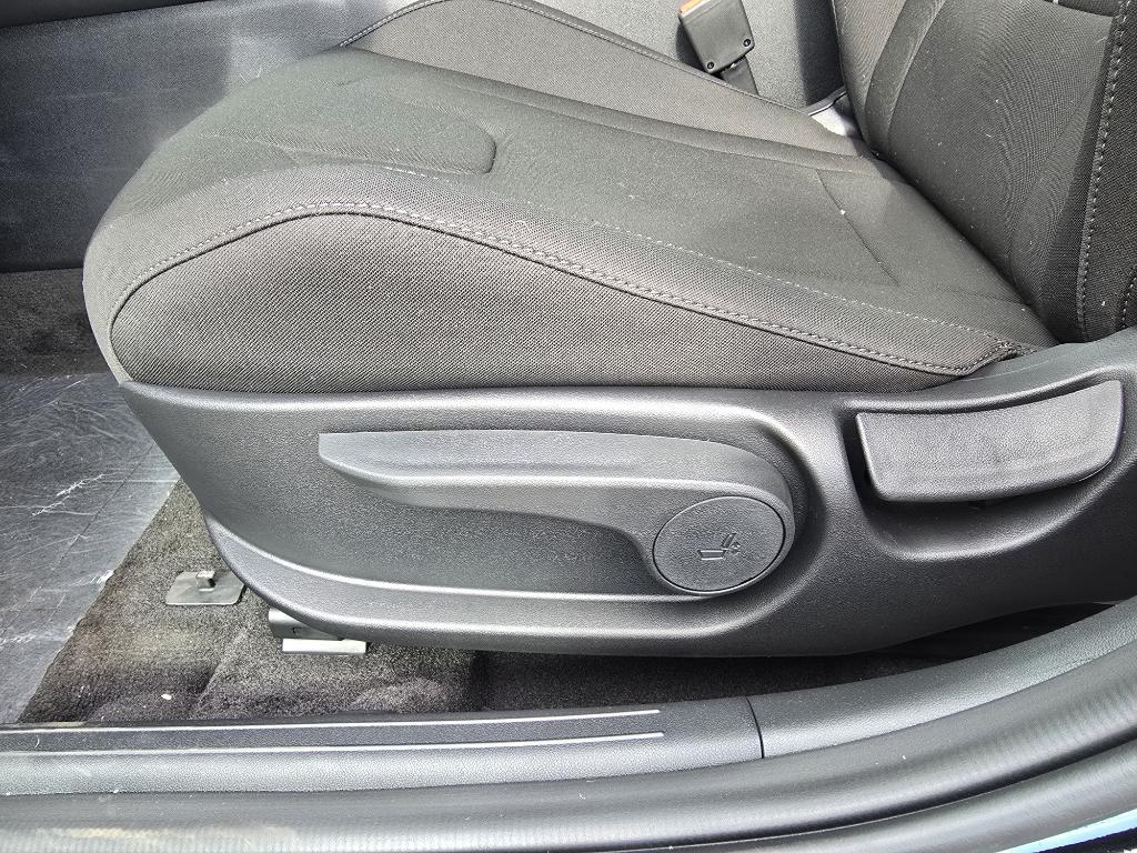 new 2025 Hyundai ELANTRA HEV car, priced at $25,457