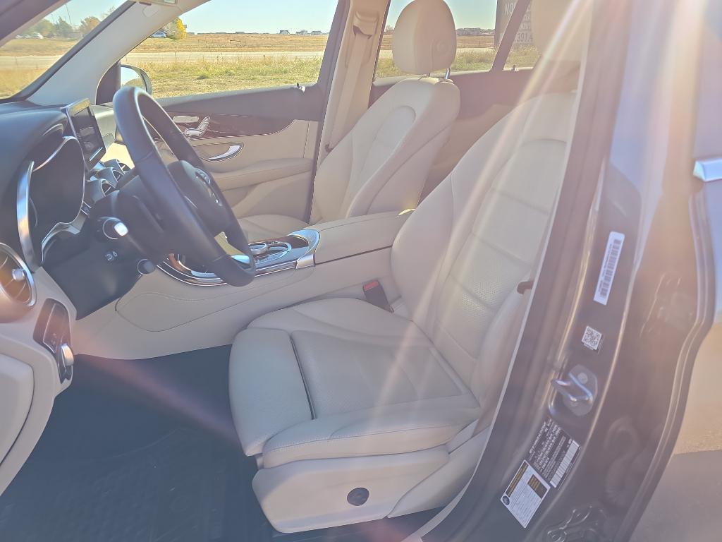 used 2019 Mercedes-Benz GLC 300 car, priced at $20,259