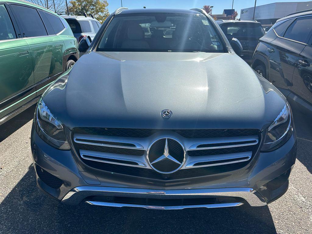 used 2019 Mercedes-Benz GLC 300 car, priced at $20,259