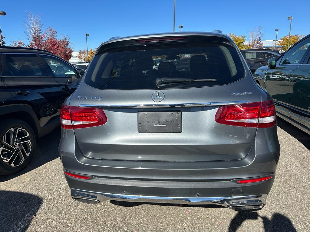 used 2019 Mercedes-Benz GLC 300 car, priced at $20,259