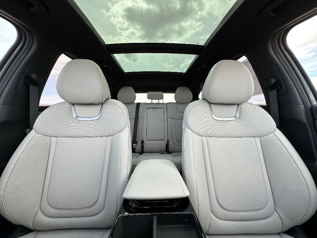 new 2025 Hyundai TUCSON Hybrid car, priced at $40,347