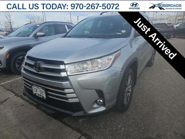 used 2017 Toyota Highlander car