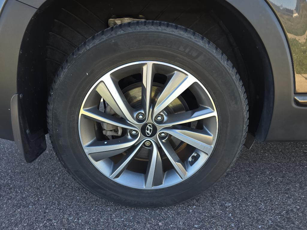 used 2020 Hyundai Santa Fe car, priced at $16,829