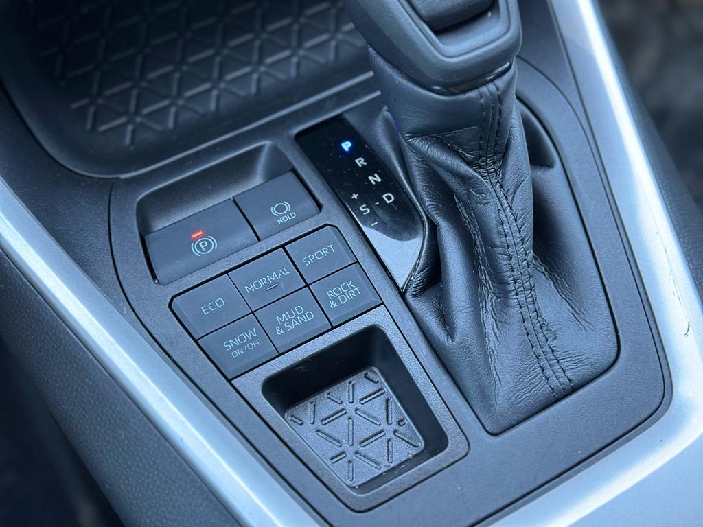 used 2022 Toyota RAV4 car, priced at $28,772