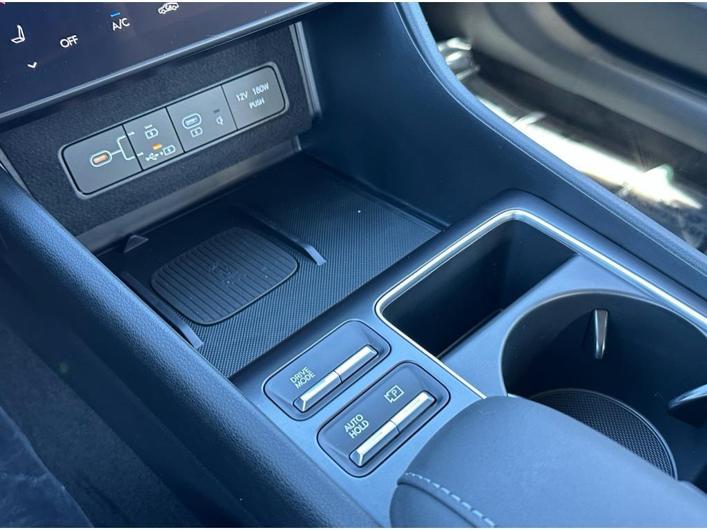 new 2024 Hyundai Sonata car, priced at $28,390