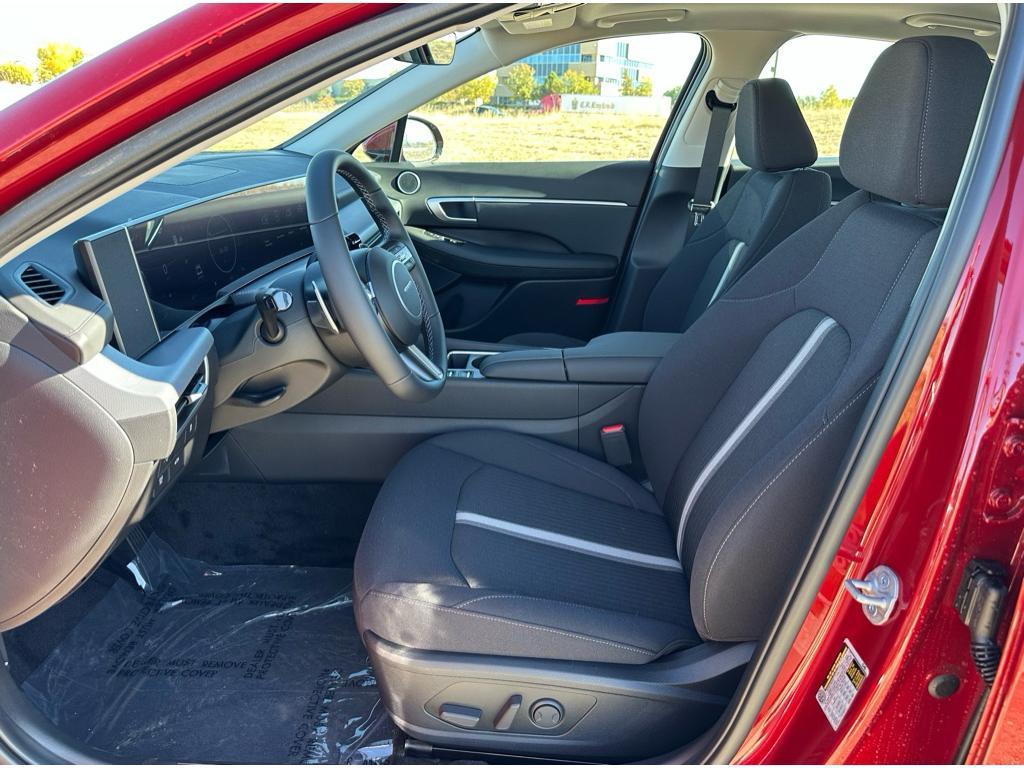 new 2024 Hyundai Sonata car, priced at $28,390