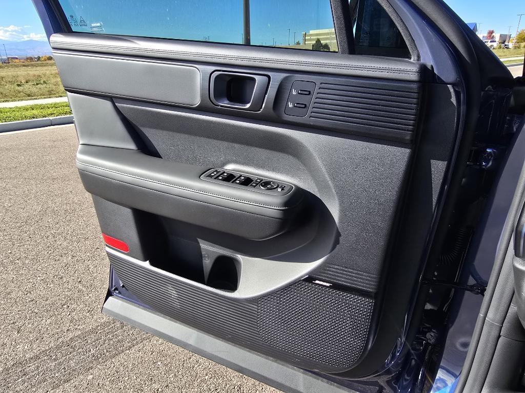 new 2026 Hyundai SANTA FE HEV car, priced at $52,602