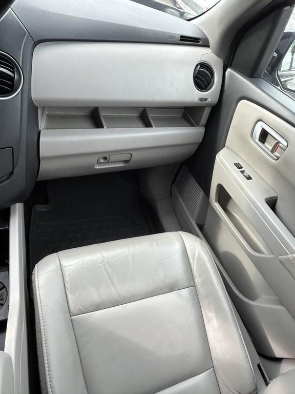 used 2015 Honda Pilot car, priced at $12,988