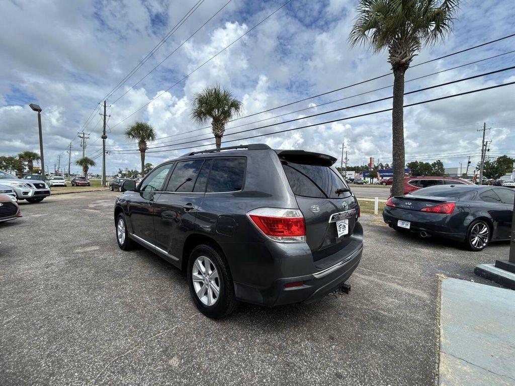 used 2012 Toyota Highlander car, priced at $13,988