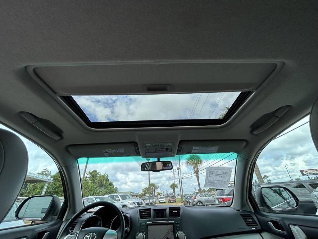 used 2012 Toyota Highlander car, priced at $13,988