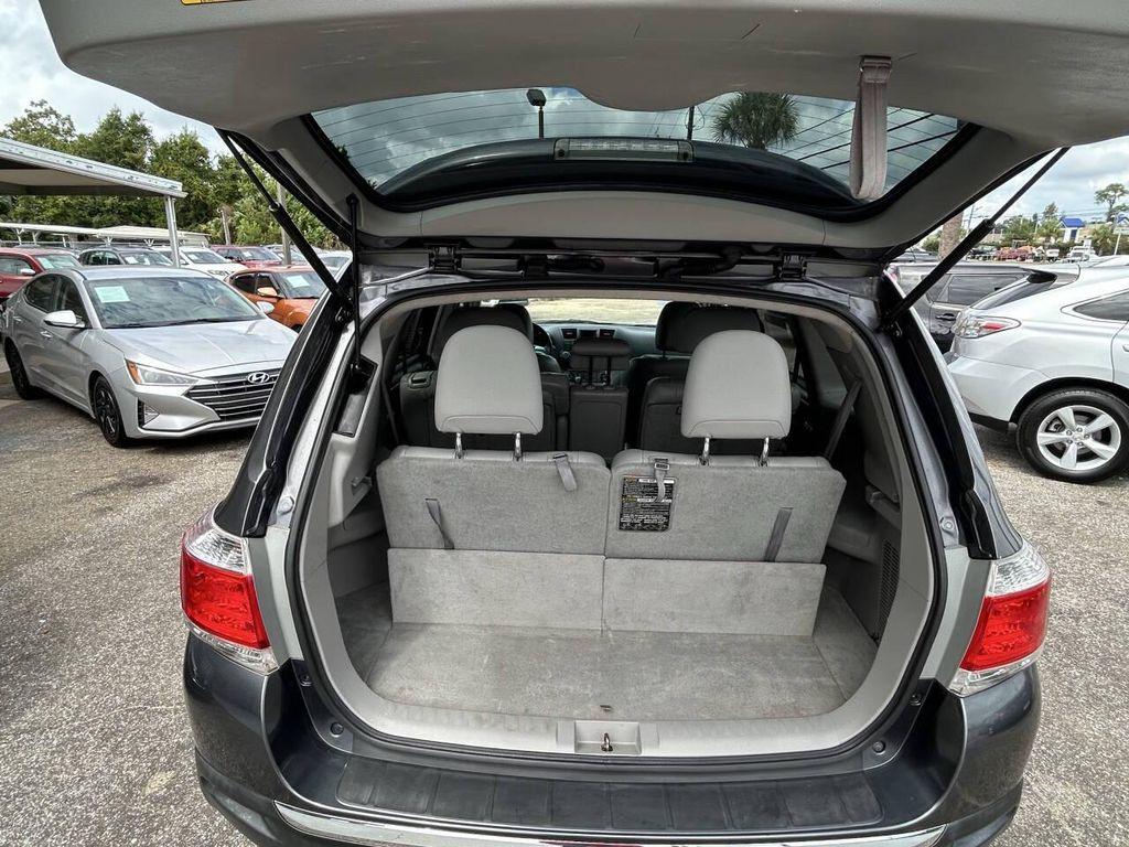 used 2012 Toyota Highlander car, priced at $13,988