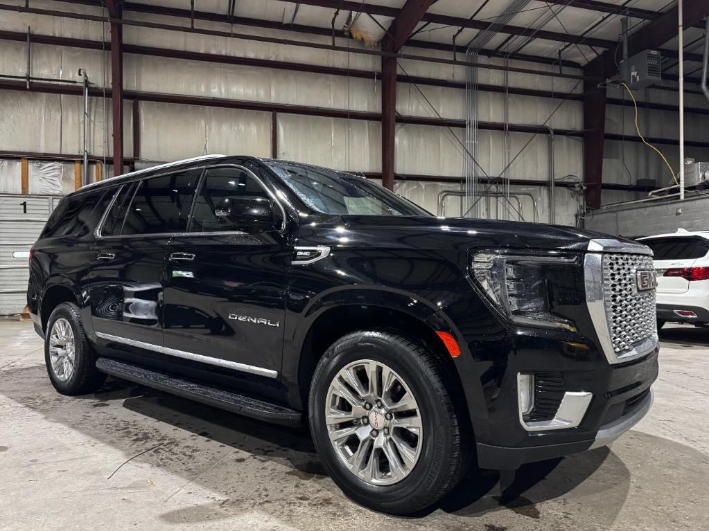 used 2023 GMC Yukon XL car, priced at $52,999