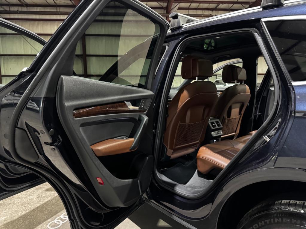 used 2020 Audi Q5 car, priced at $22,999