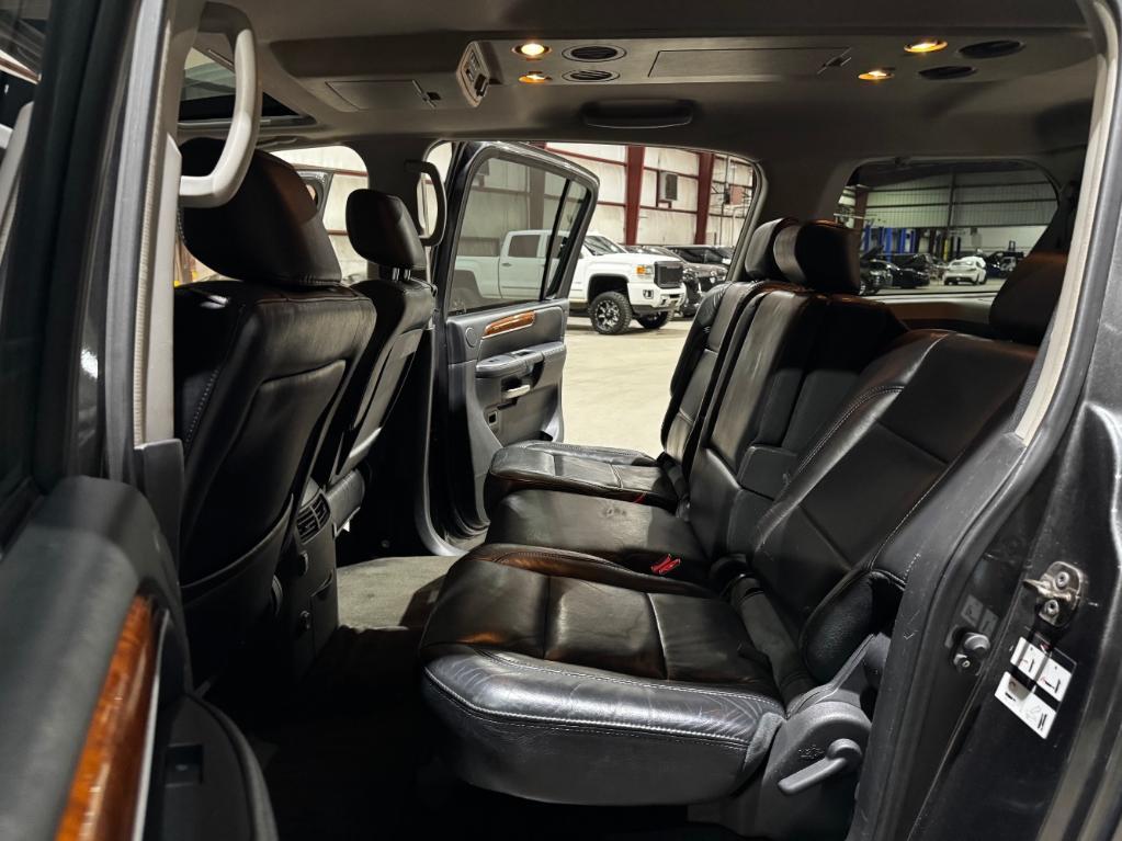 used 2010 INFINITI QX56 car, priced at $4,999