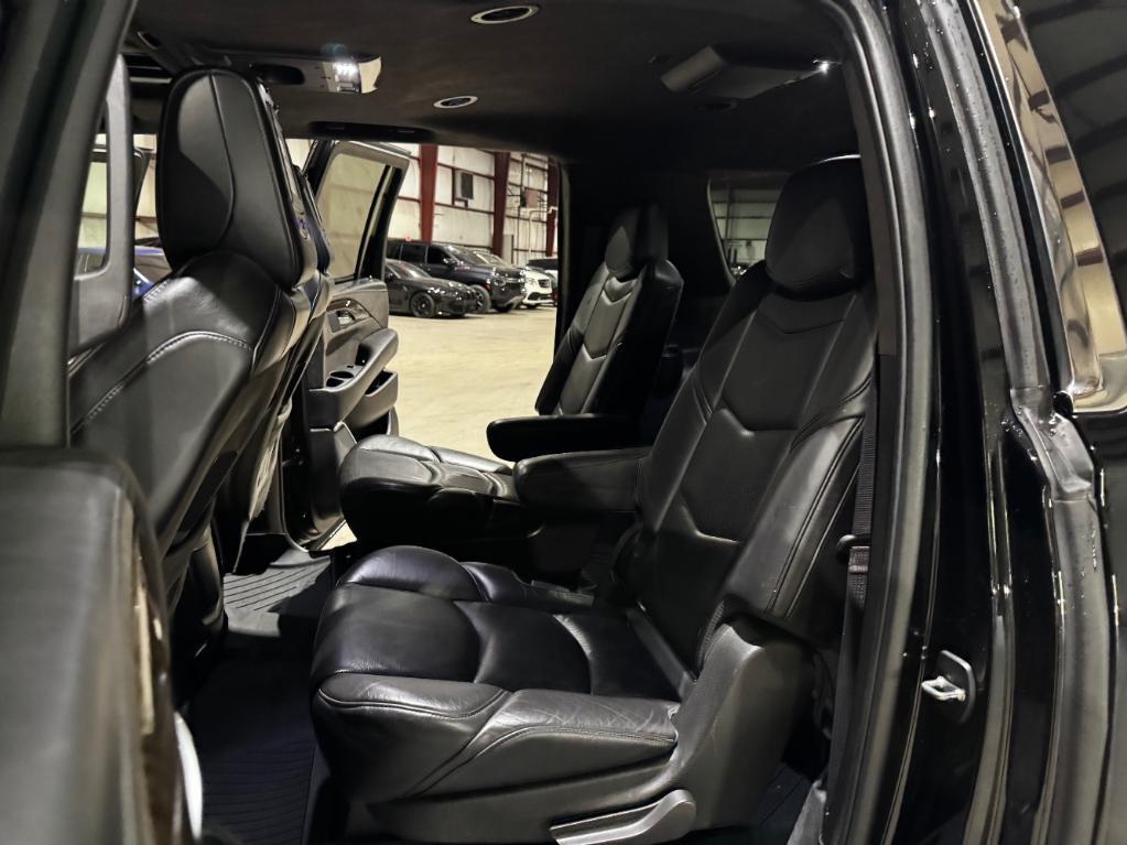 used 2015 Cadillac Escalade ESV car, priced at $24,999