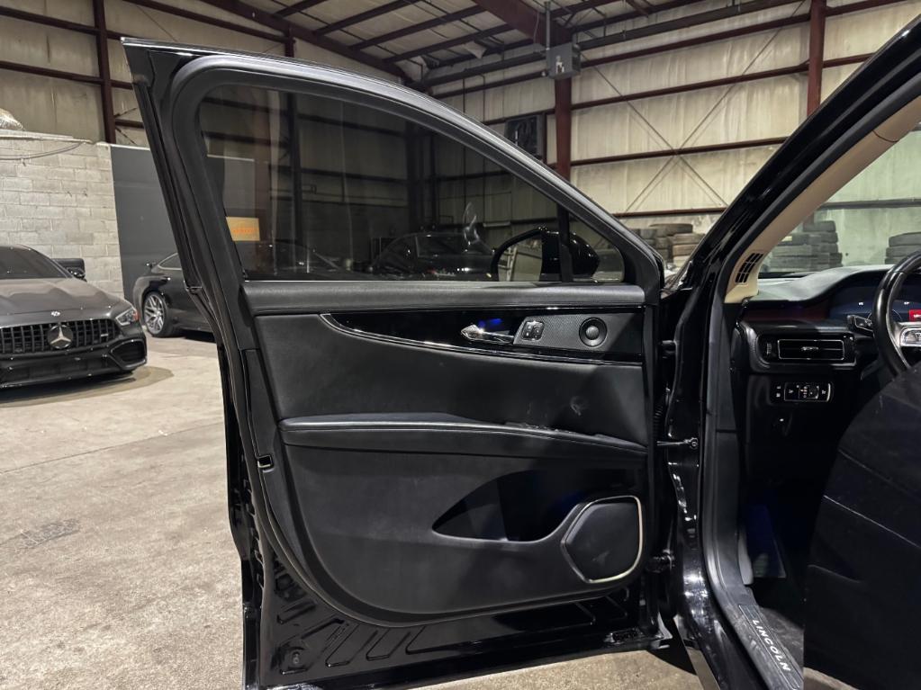 used 2021 Lincoln Nautilus car, priced at $22,999
