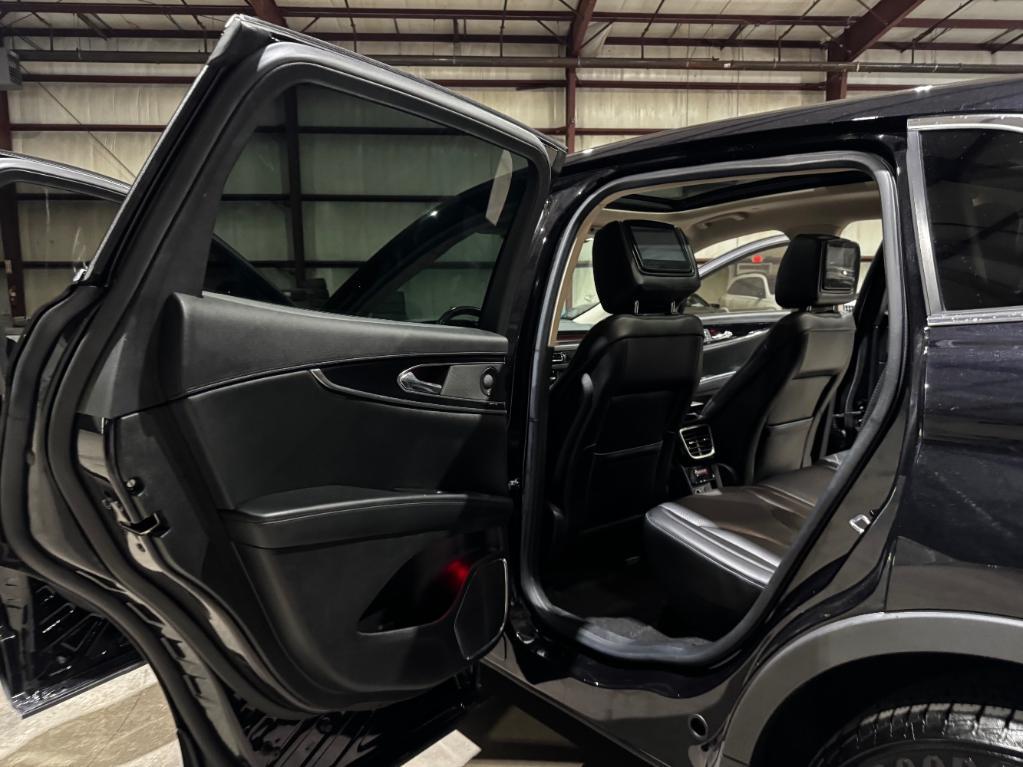 used 2021 Lincoln Nautilus car, priced at $22,999