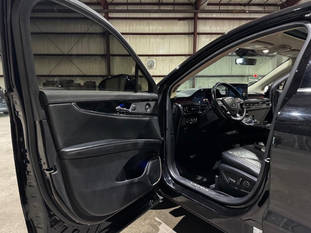 used 2021 Lincoln Nautilus car, priced at $22,999