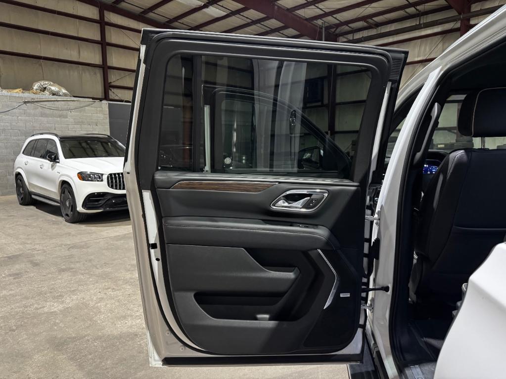 used 2023 Chevrolet Suburban car, priced at $44,299