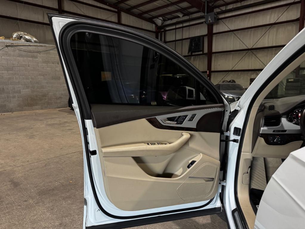 used 2019 Audi Q7 car, priced at $23,999