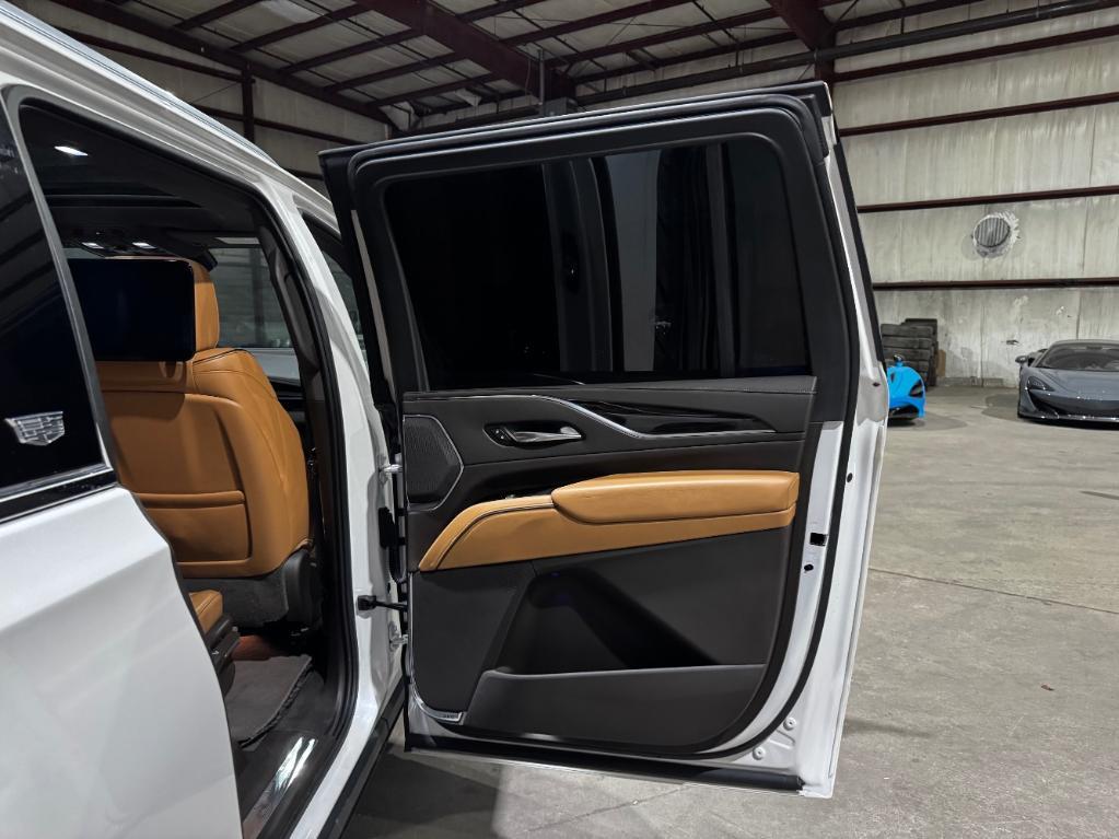 used 2021 Cadillac Escalade ESV car, priced at $52,999
