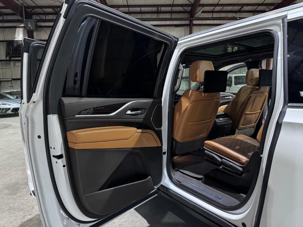 used 2021 Cadillac Escalade ESV car, priced at $52,999