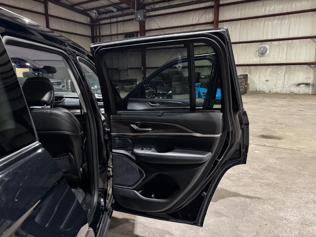 used 2023 Jeep Grand Cherokee car, priced at $31,499