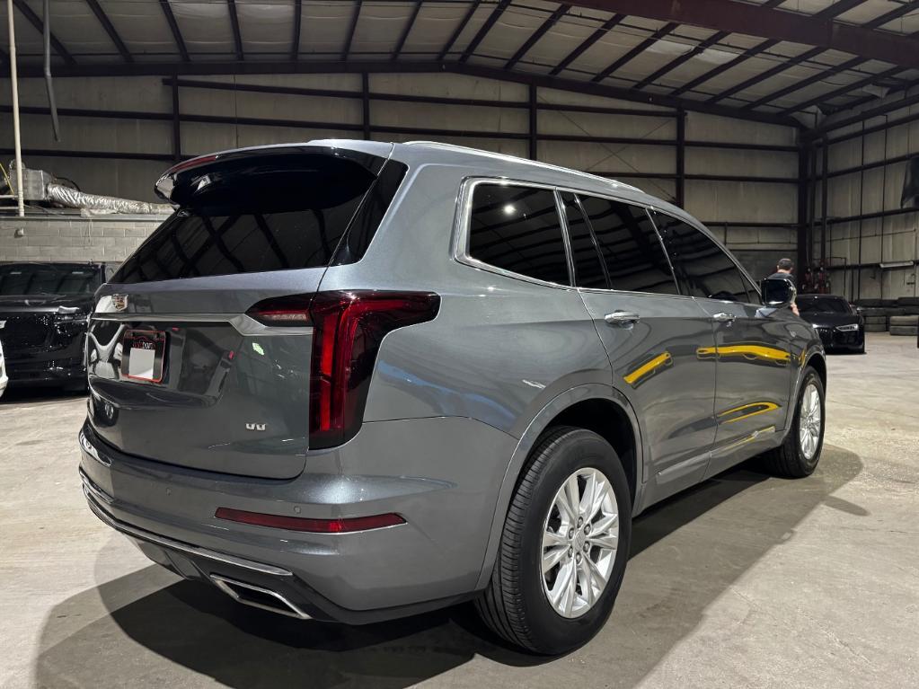 used 2022 Cadillac XT6 car, priced at $28,999