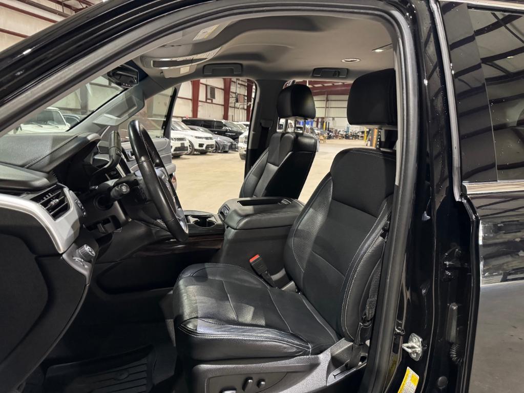 used 2019 GMC Yukon car, priced at $23,999