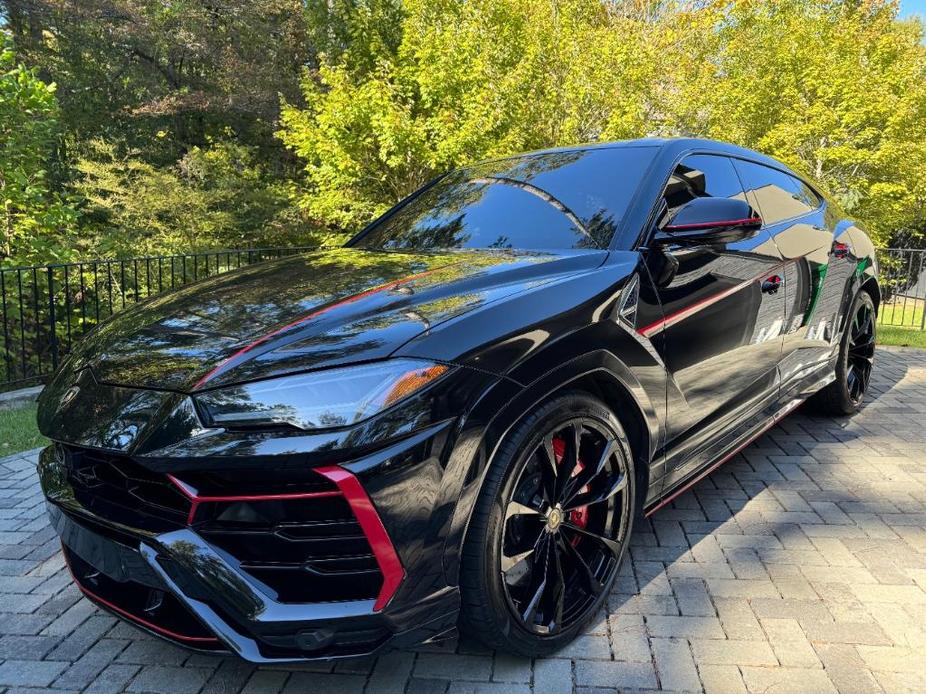 used 2021 Lamborghini Urus car, priced at $209,999