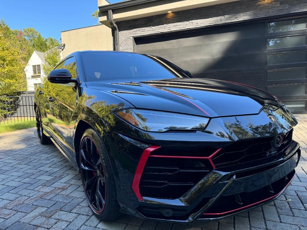 used 2021 Lamborghini Urus car, priced at $209,999