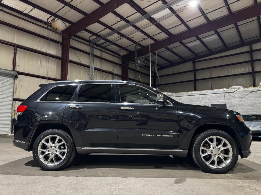 used 2014 Jeep Grand Cherokee car, priced at $13,499