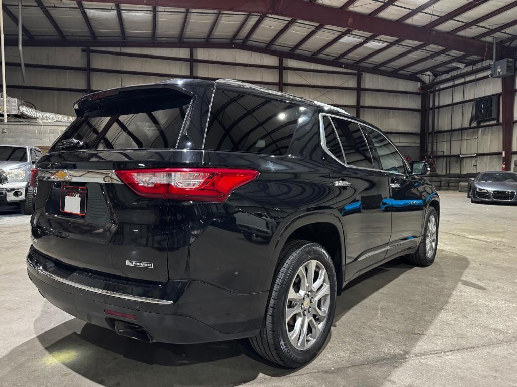 used 2018 Chevrolet Traverse car, priced at $17,499
