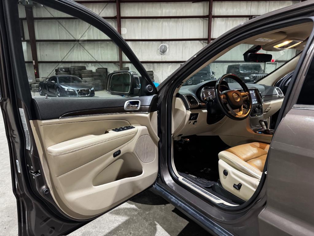 used 2018 Jeep Grand Cherokee car, priced at $13,999