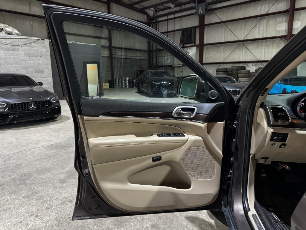 used 2018 Jeep Grand Cherokee car, priced at $13,999