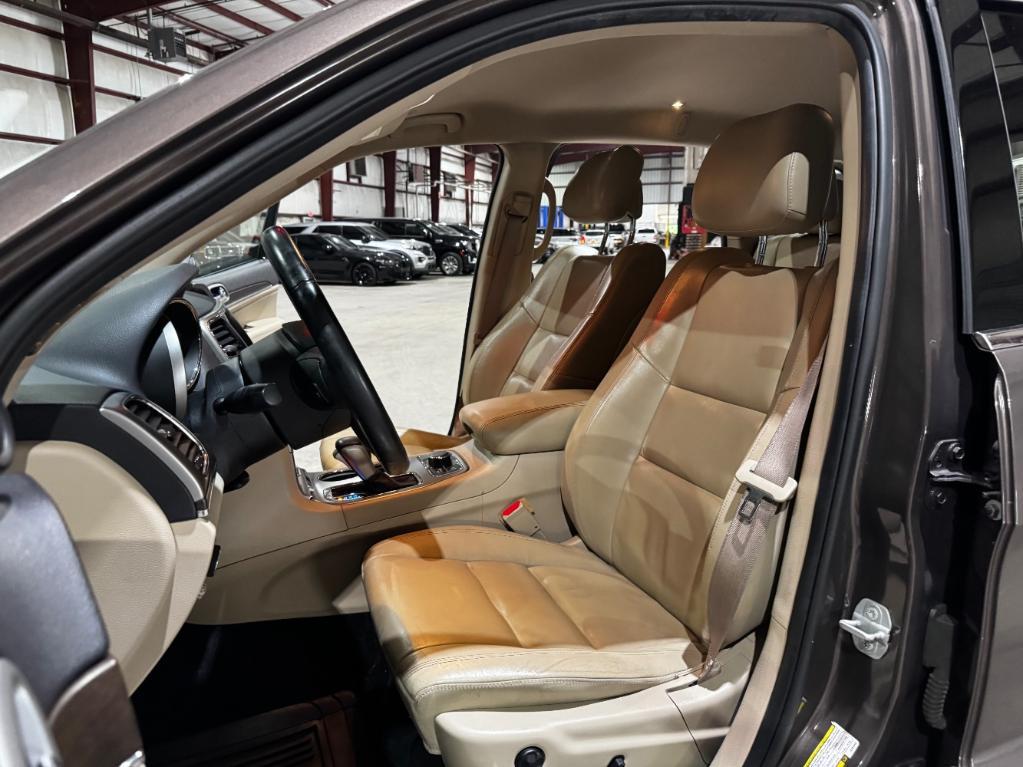 used 2018 Jeep Grand Cherokee car, priced at $13,999