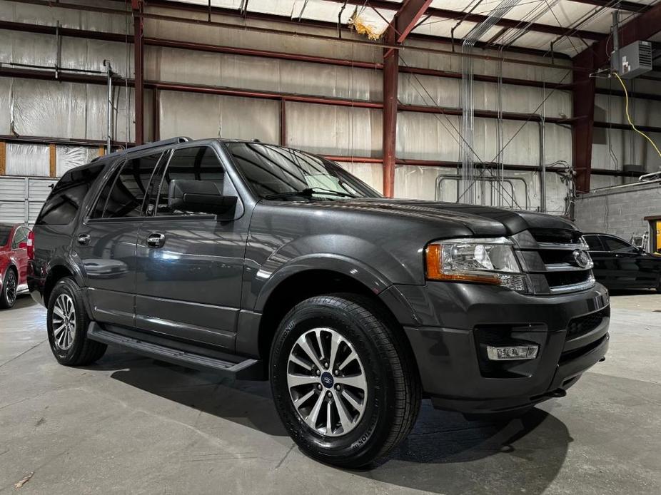 used 2017 Ford Expedition car, priced at $17,999