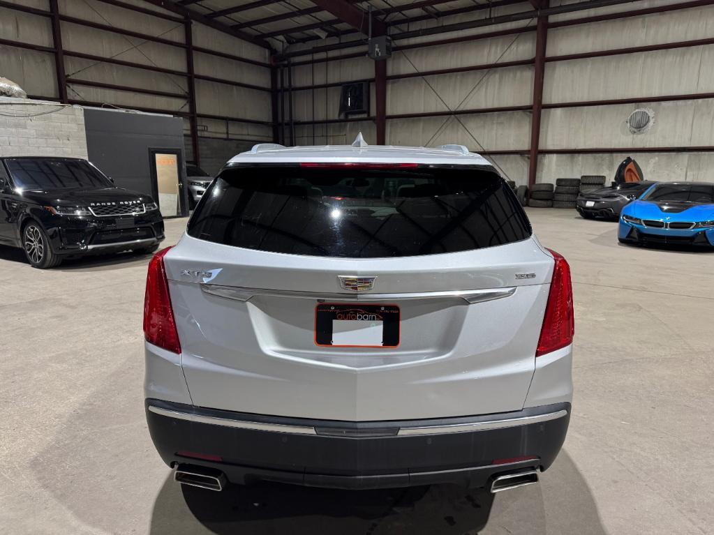 used 2019 Cadillac XT5 car, priced at $19,999