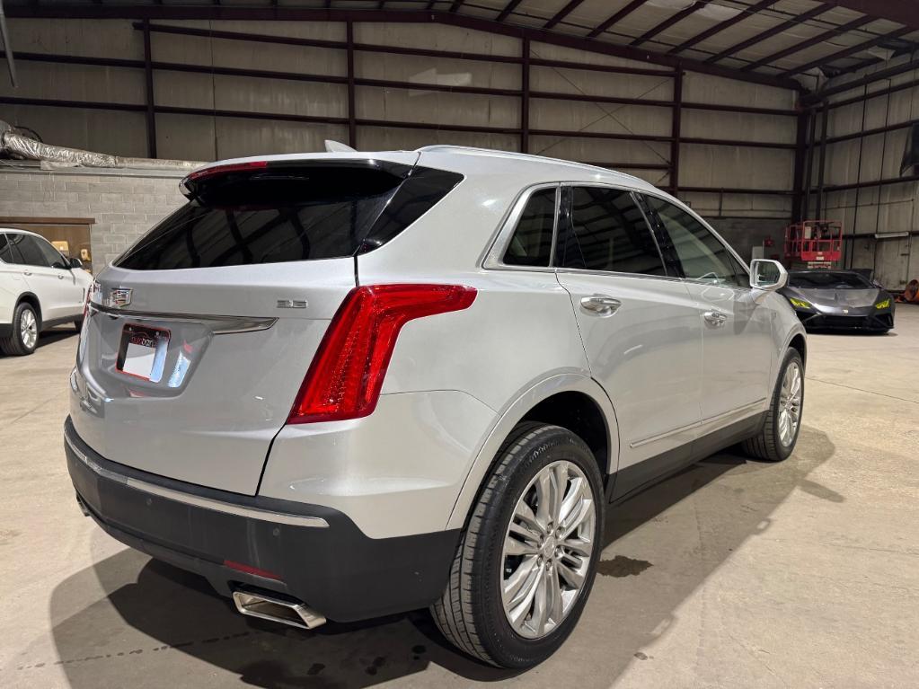 used 2019 Cadillac XT5 car, priced at $19,999