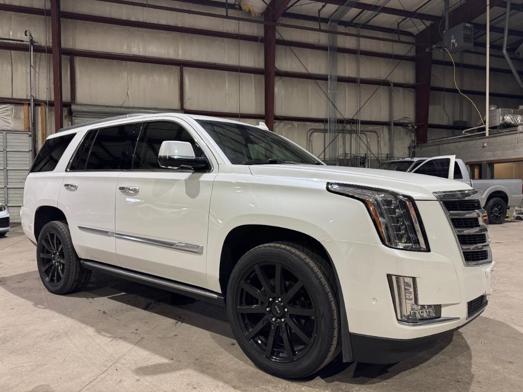 used 2017 Cadillac Escalade car, priced at $32,999