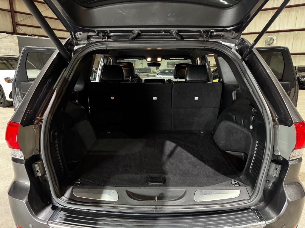 used 2019 Jeep Grand Cherokee car, priced at $16,299
