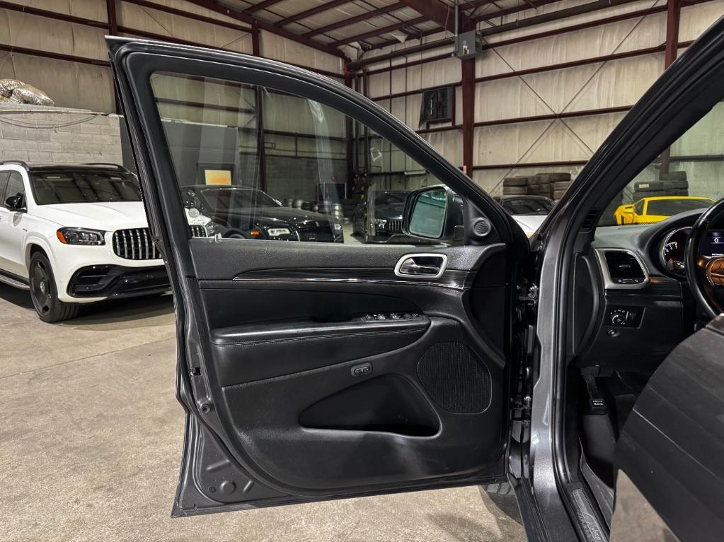used 2019 Jeep Grand Cherokee car, priced at $16,299