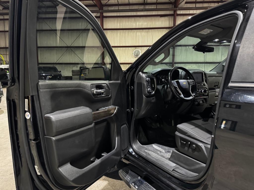 used 2021 Chevrolet Silverado 1500 car, priced at $25,999