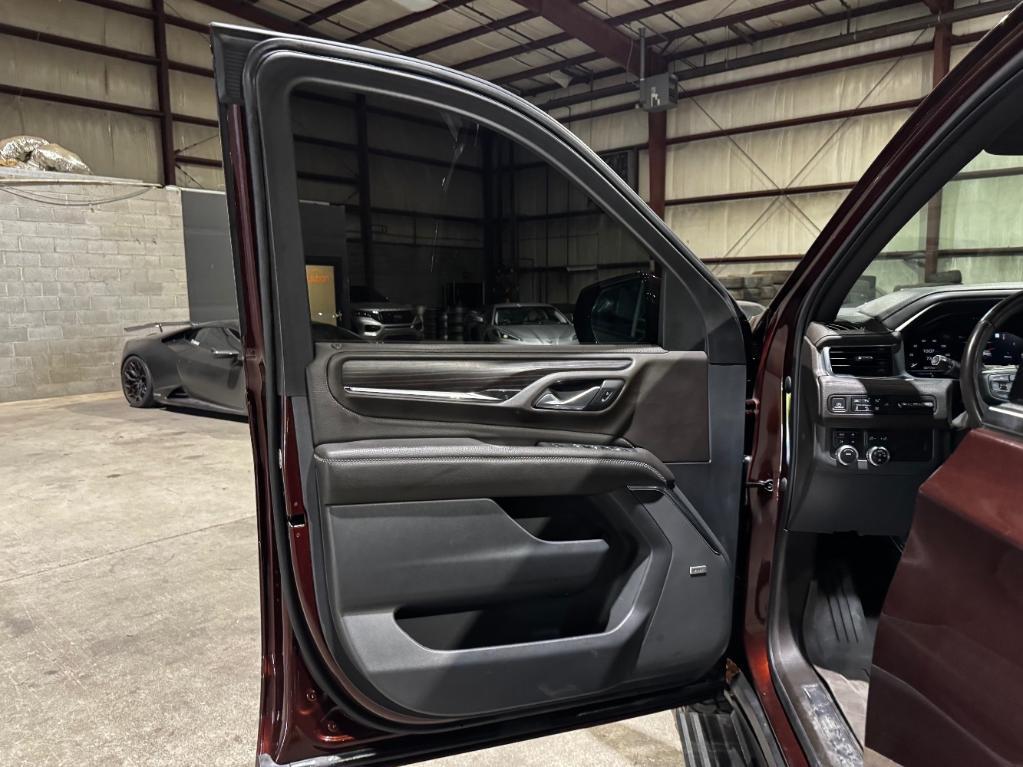 used 2022 GMC Yukon car, priced at $52,999