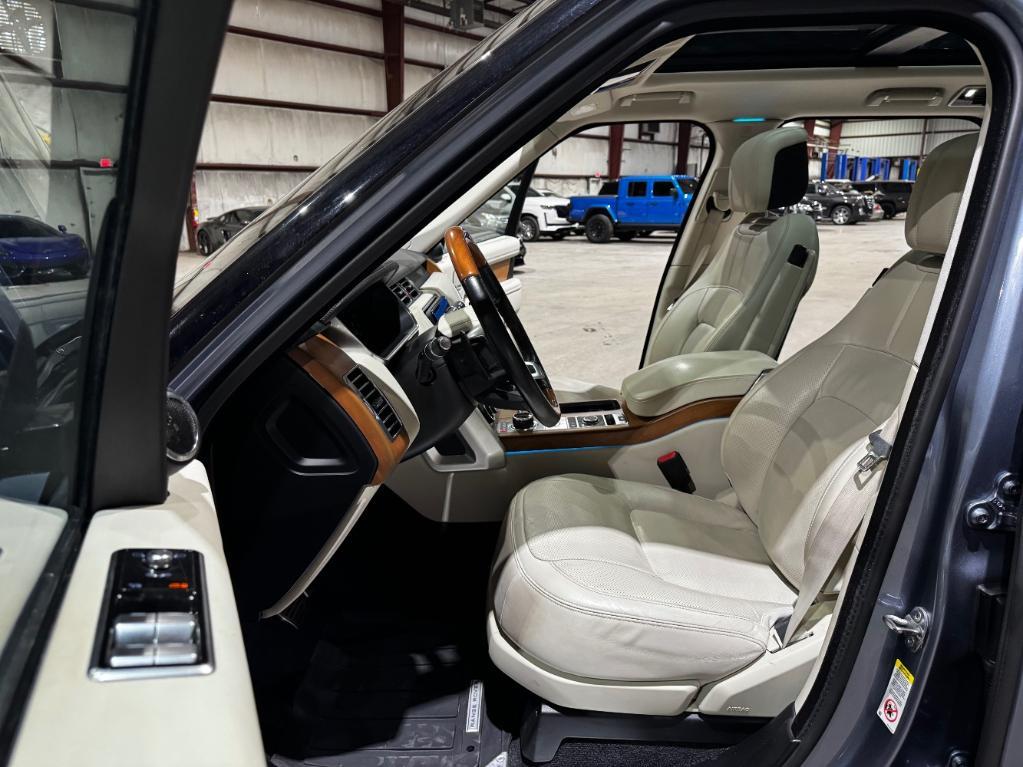 used 2022 Land Rover Range Rover car, priced at $35,999