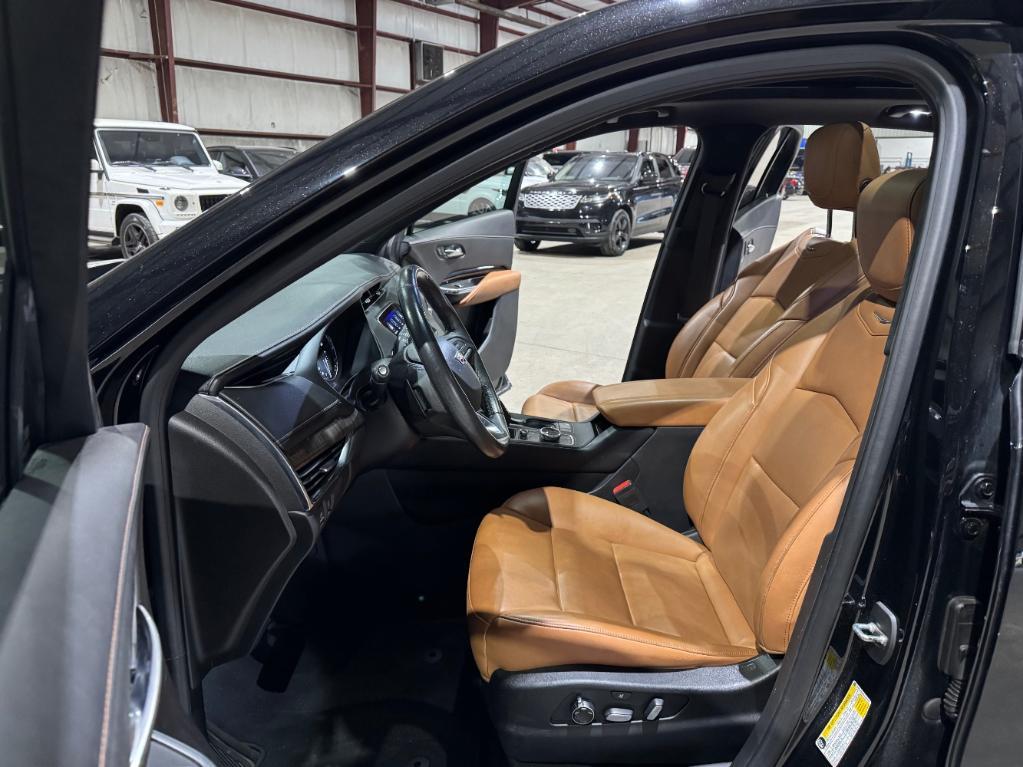 used 2019 Cadillac XT4 car, priced at $19,999