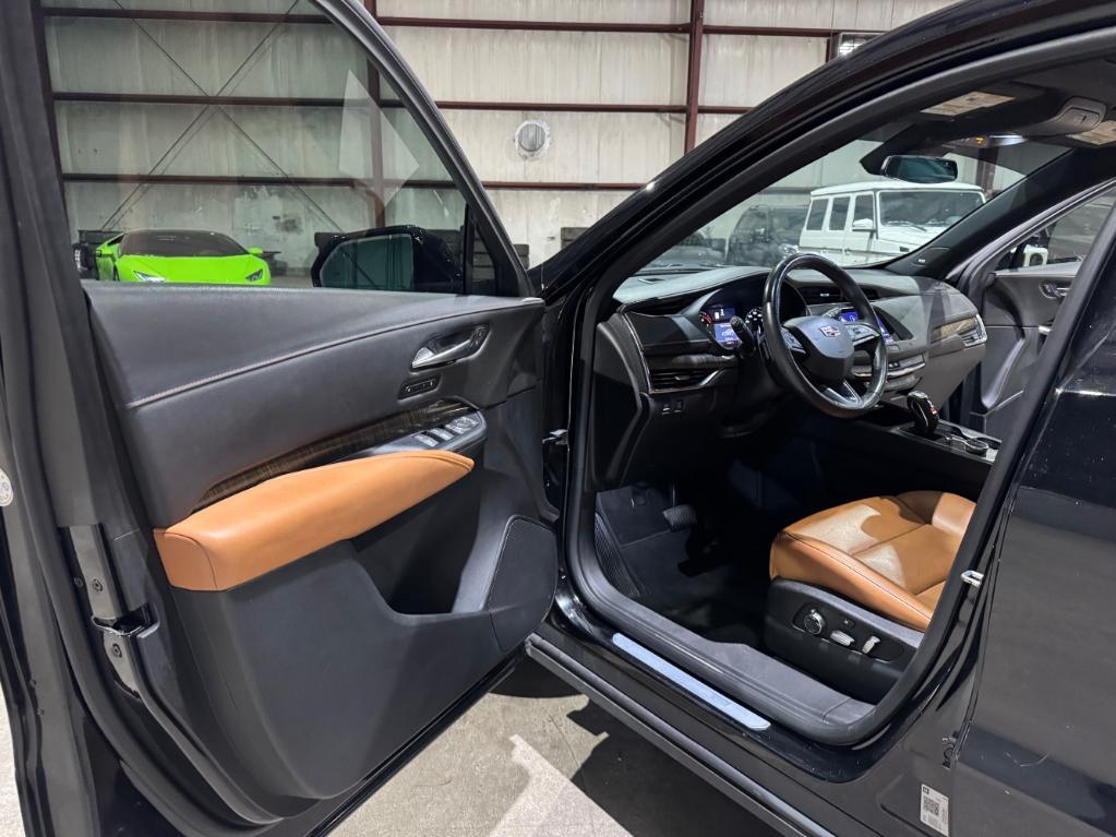 used 2019 Cadillac XT4 car, priced at $19,999